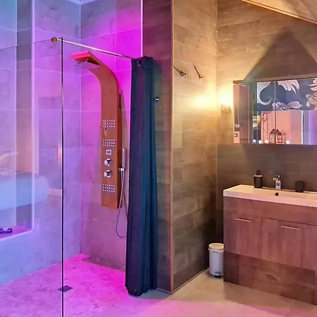 Apartment Avec Jacuzzi - Clim - Terrasse - Wi-fi Agde